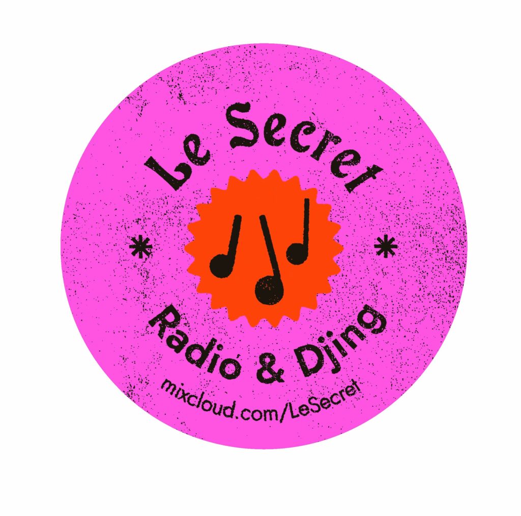 1000056181-1024x1016 PLAISIR SECRET